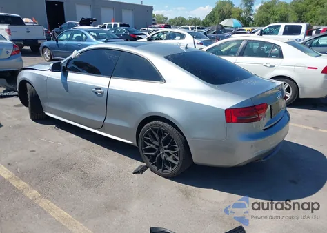 2011 Audi S5 4.2 Premium Plus z USA, uszkodzony, nr VIN WAUVVAFR3BA026766